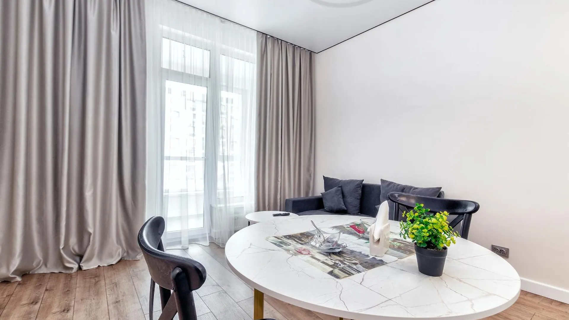 Apartment Raisson Aparthotel Headliner E50 Хан Шатыр Nur-Sultan  Kazakhstan