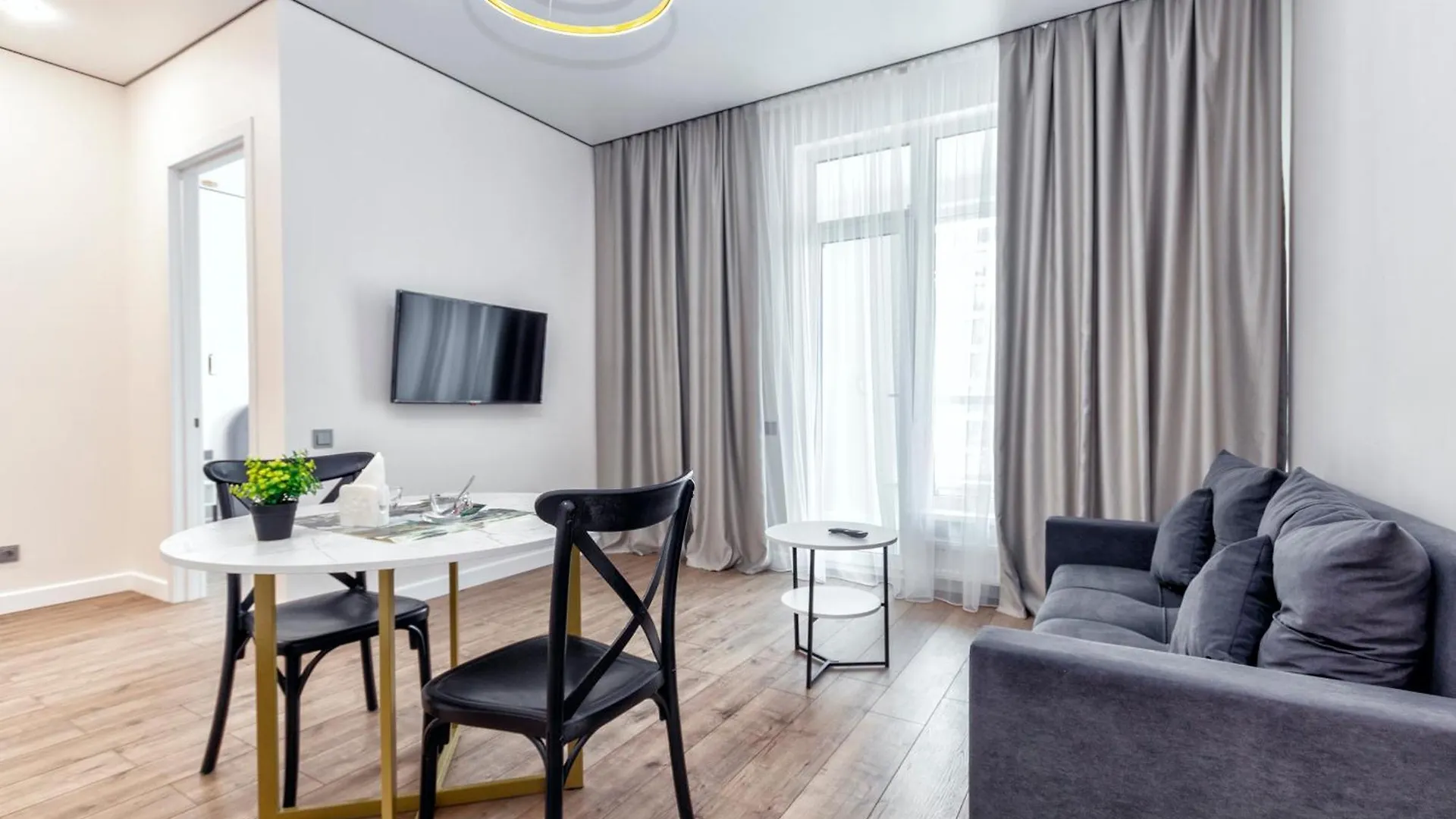 Raisson Aparthotel Headliner E50 Хан Шатыр Nur-Sultan  0*, Nur-Sultan (Astana)