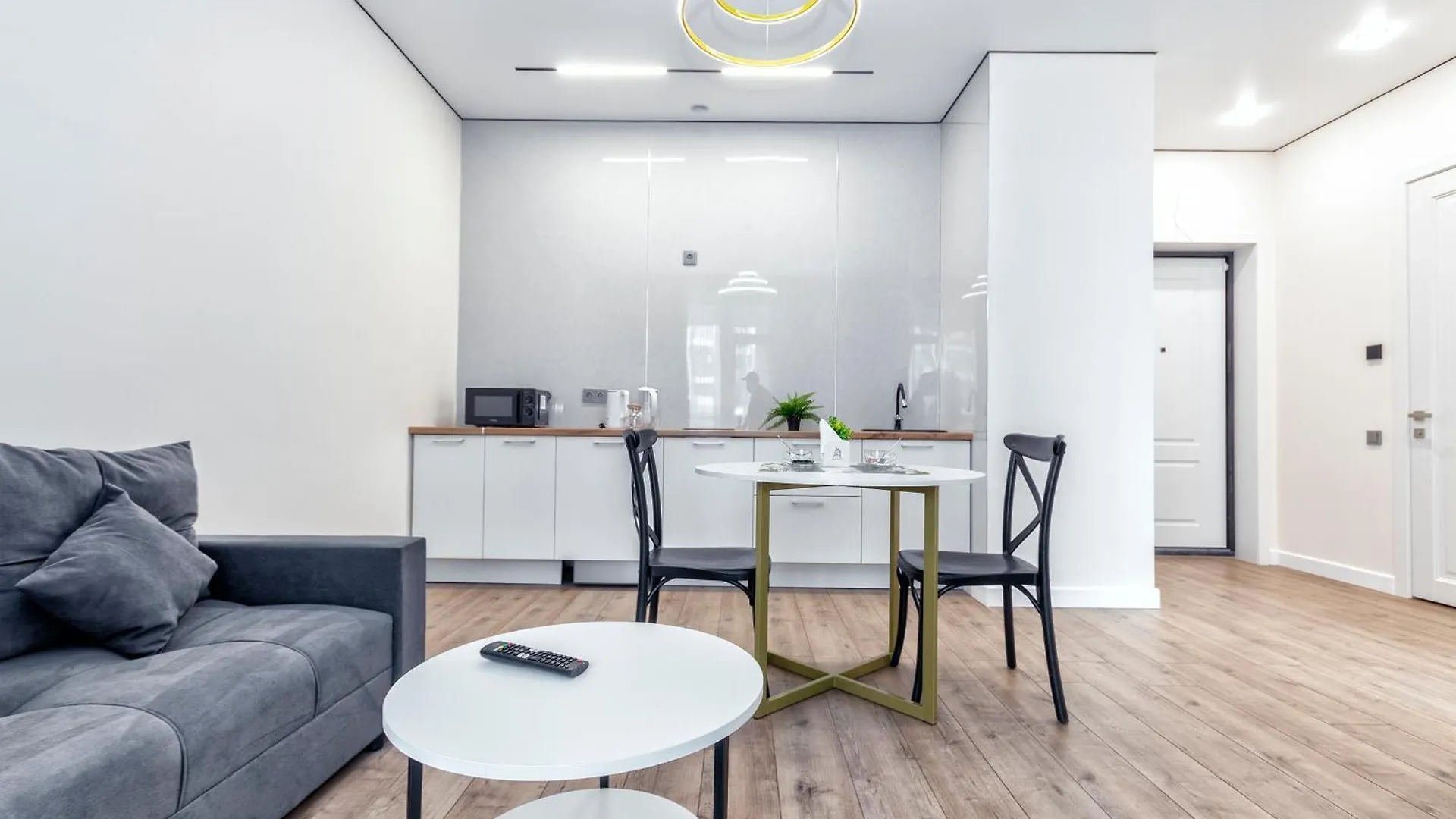Raisson Aparthotel Headliner E50 Хан Шатыр Astana